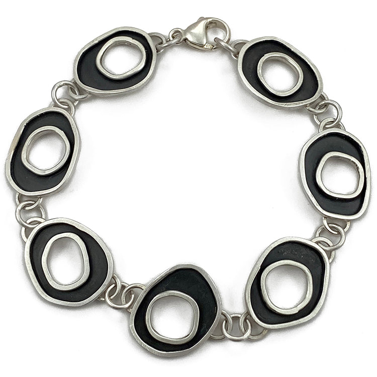 Tranquil Link Bracelet