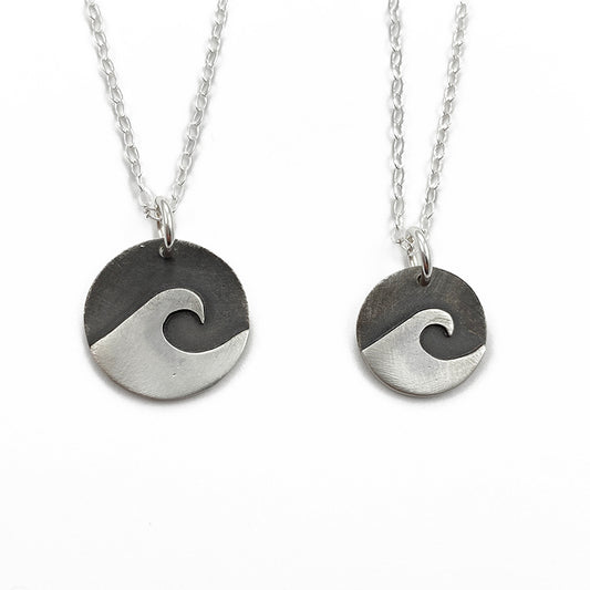 Wave sterling silver pendant necklace
